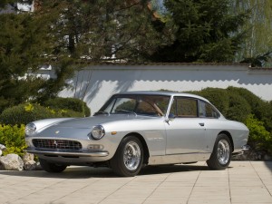 Ferrari 330 GT 2+2 by Pininfarina – 1965