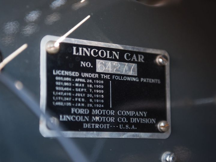 Lincoln Model L Convertible Roadster 29