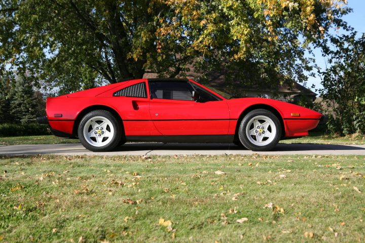 Ferrari 308 GTS Quattrovalvole - 1984