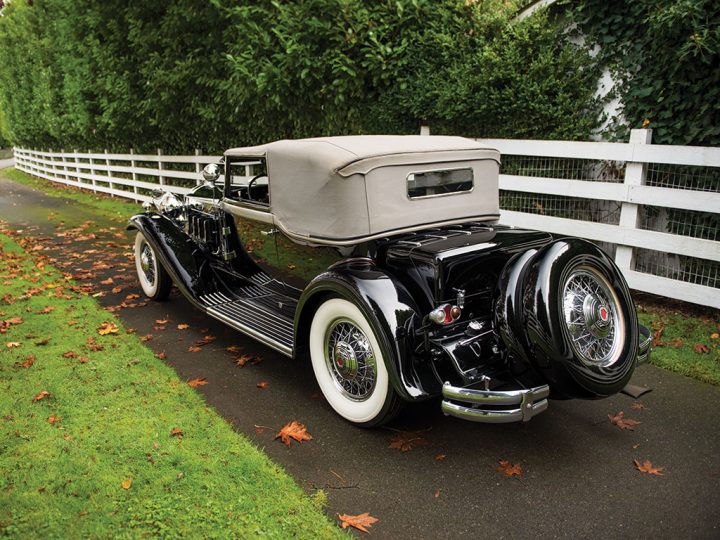 Packard Deluxe Eight Convertible Victoria - 1931
