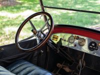 Stanley 735B Seven-Passenger Touring - 1921